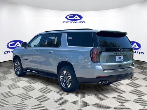 Sterling Gray Metallic 2025 Chevrolet Suburban 4WD Z71