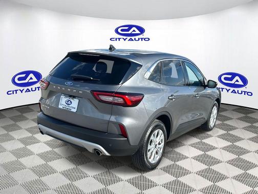 Carbonized Gray Metallic 2024 Ford Escape Active