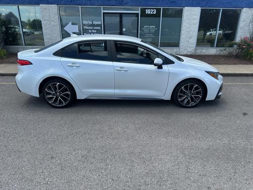 Wind Chill Pearl 2022 Toyota Corolla SE