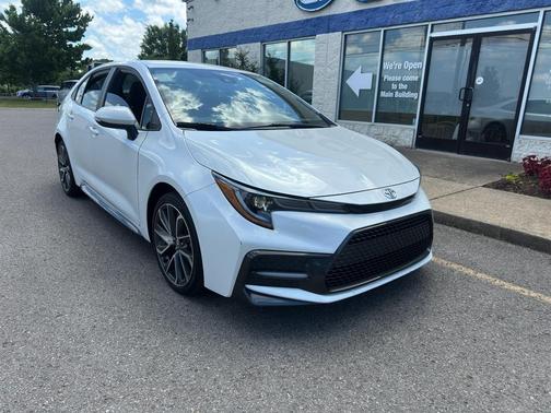 Wind Chill Pearl 2022 Toyota Corolla SE