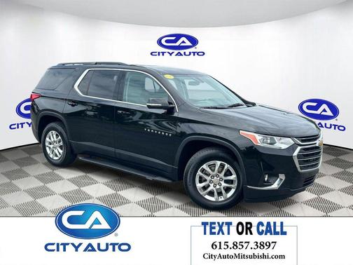 Mosaic Black Metallic 2019 Chevrolet Traverse LT Cloth
