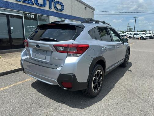 Ice Silver Metallic 2021 Subaru Crosstrek Premium