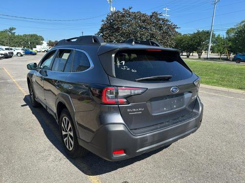 Magnetite Gray Metallic 2023 Subaru Outback Premium