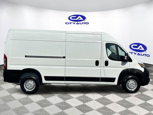 Bright White Clearcoat 2023 RAM ProMaster 2500 High Roof