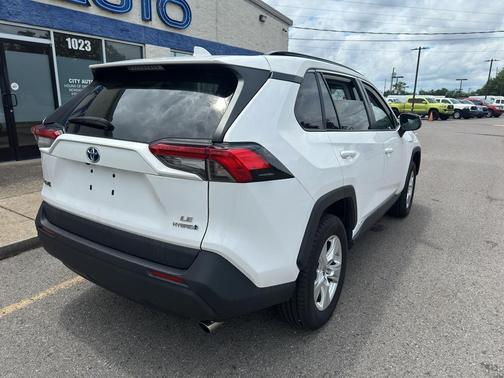 Super White 2021 Toyota RAV4 Hybrid LE