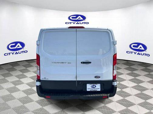 Oxford White 2019 Ford Transit-150 Base