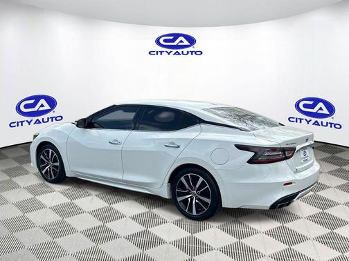 Pearl White Tricoat 2022 Nissan Maxima SV Xtronic CVT