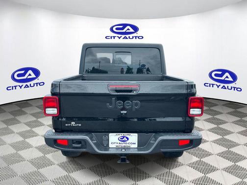 Black Clearcoat 2023 Jeep Gladiator Sport