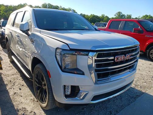 White Frost Tricoat 2022 GMC Yukon XL SLT