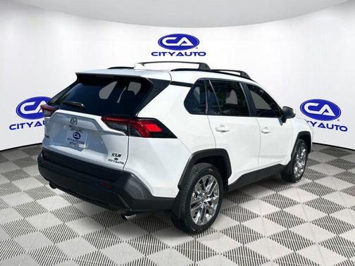 Super White 2019 Toyota RAV4 XLE Premium