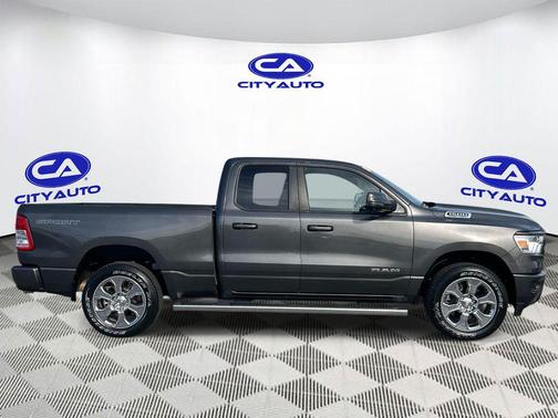 Granite Crystal Metallic Clearcoat 2023 RAM 1500 Big Horn/Lone Star