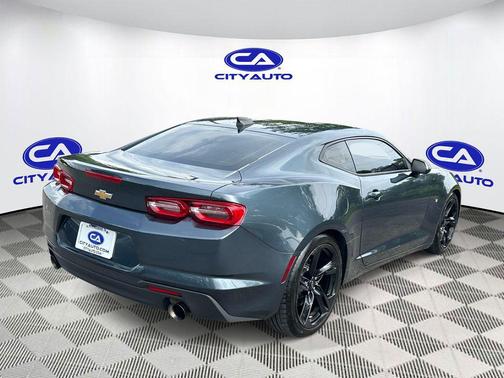 Shadow Gray Metallic 2022 Chevrolet Camaro 1LT