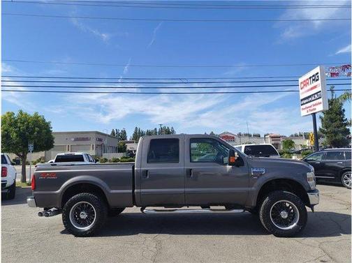 Gray 2008 Ford F-250 XL
