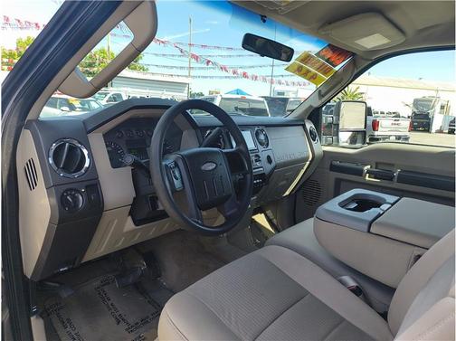 Gray 2008 Ford F-250 XL