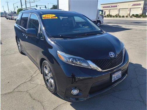 2017 Toyota Sienna SE