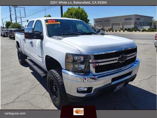 White 2011 Chevrolet Silverado 2500 LT