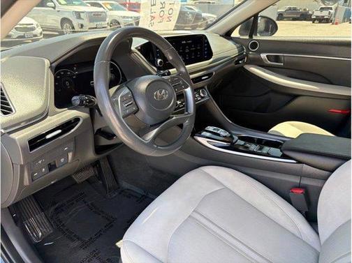 Black 2023 Hyundai SONATA SEL