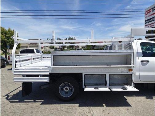 White 2015 GMC Sierra 3500 CAB&CHASSIS
