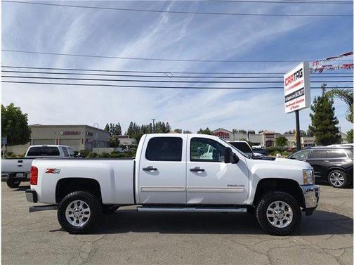 White 2011 Chevrolet Silverado 2500 LT