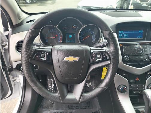 2015 Chevrolet Cruze 1LT