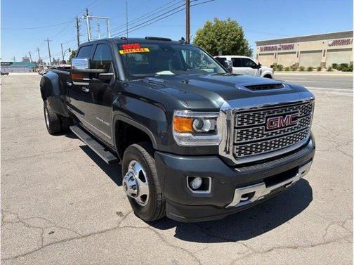 Gray 2018 GMC Sierra 3500 Denali