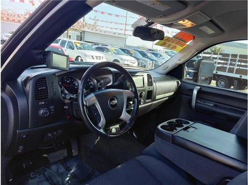 2009 Chevrolet Silverado 2500 LT H/D Crew Cab