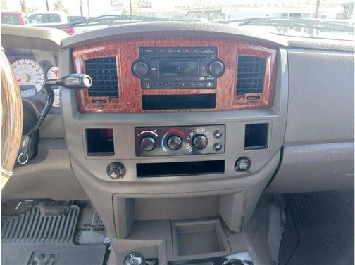 2006 Dodge Ram 2500 SLT 6 1/4 FT