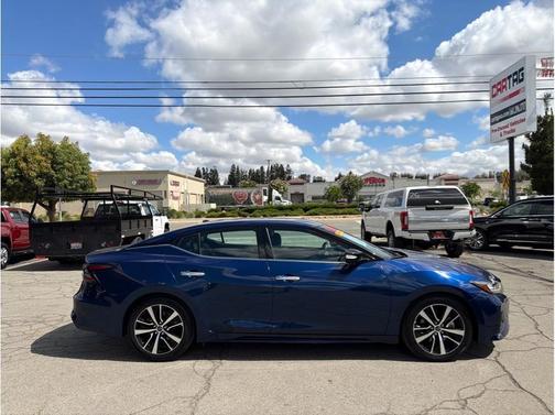 Deep Blue Pearl 2023 Nissan Maxima SV
