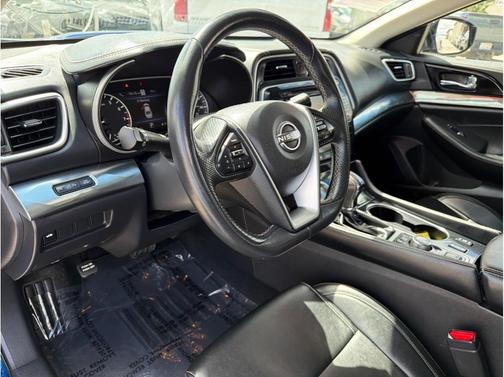 Deep Blue Pearl 2023 Nissan Maxima SV