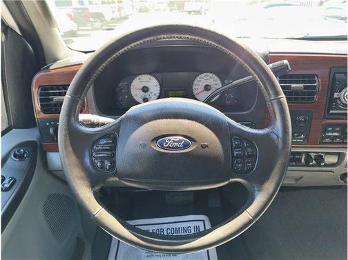 White 2006 Ford F-250 XL