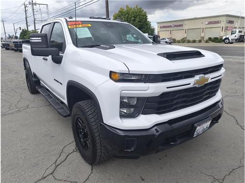NO COLOR 2024 Chevrolet Silverado 2500 Custom
