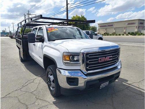 White 2018 GMC Savana 3500 3500HD CH&CREW CAB W/