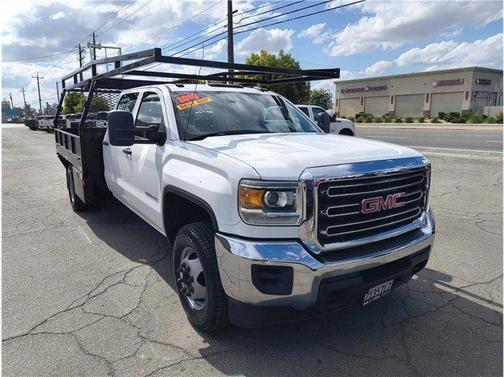White 2018 GMC Savana 3500 3500HD CH&CREW CAB W/