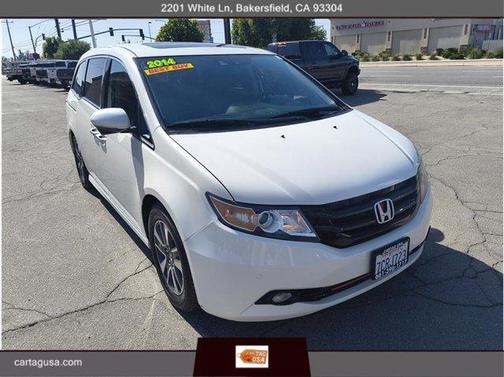 White 2014 Honda Odyssey Touring