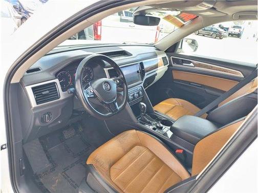 2019 Volkswagen Atlas 3.6L SEL Premium