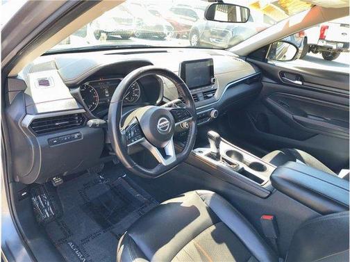 Gun Metallic 2020 Nissan Altima 2.5 SR