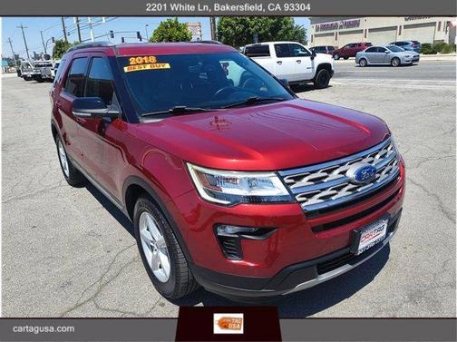 Red 2018 Ford Explorer XLT