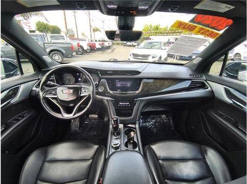 Black 2020 Cadillac XT6 Premium Luxury FWD