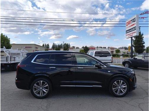 Black 2020 Cadillac XT6 Premium Luxury FWD