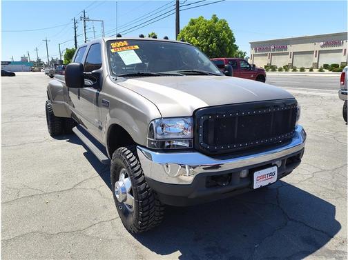 Gold 2004 Ford F-350 Lariat Super Duty