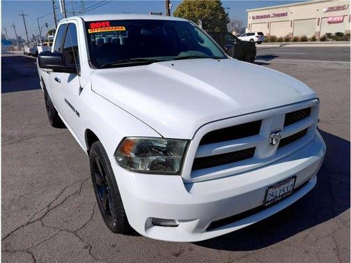 2011 Dodge Ram 1500 SLT 6 1/3 FT