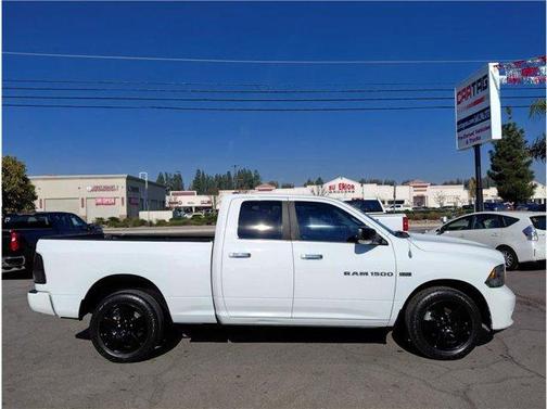 2011 Dodge Ram 1500 SLT 6 1/3 FT