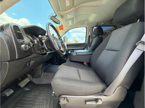 White 2013 Chevrolet Silverado 3500 LT