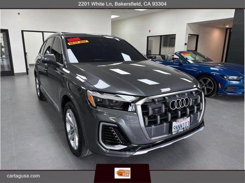 Samurai Gray Metallic 2025 Audi Q7 45 Premium