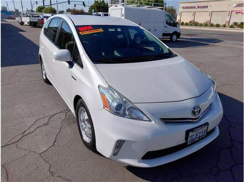 2014 Toyota Prius v Two
