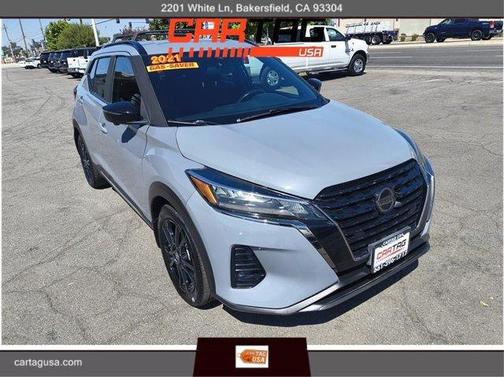 Boulder Gray 2021 Nissan Kicks SR