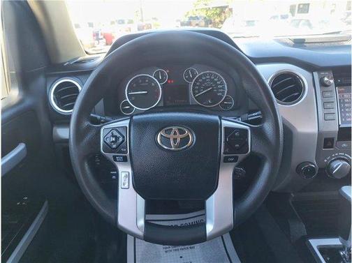 White 2014 Toyota Tundra SR5