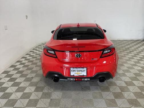 2024 Toyota GR86 Premium
