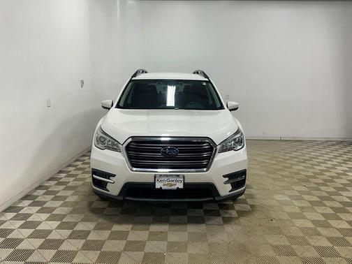 Crystal White Pearl 2019 Subaru Ascent Premium 7-Passenger