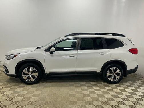 Crystal White Pearl 2019 Subaru Ascent Premium 7-Passenger